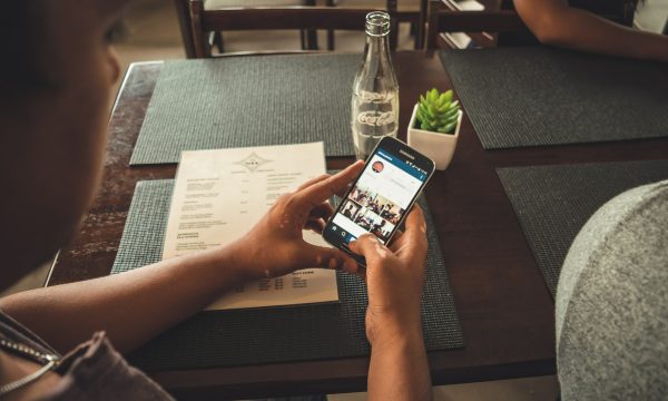 Foto di Yash Gooly da Pixabay app celulare